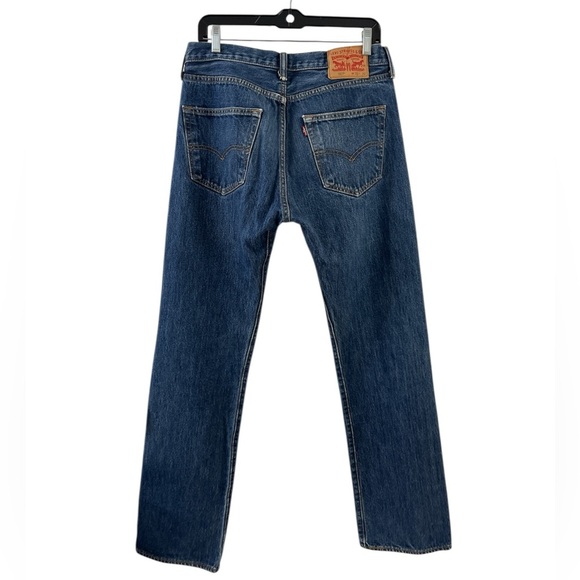 LEVIS 501 Jeans Mens 32x32 Blue Button Fly Straight Leg Denim - Picture 4 of 16